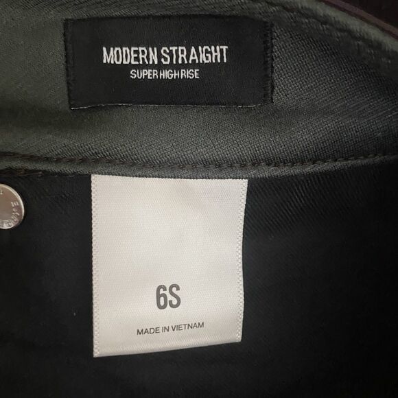 Express Purple Polyurethane Shiny Modern Straight Pants Super High Rise Size 6S - Picture 10 of 12